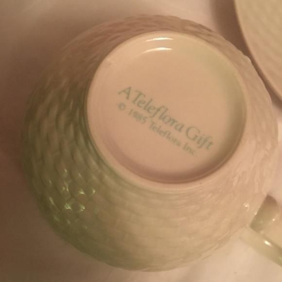 FLORAL teacup - Picture 3 of 5